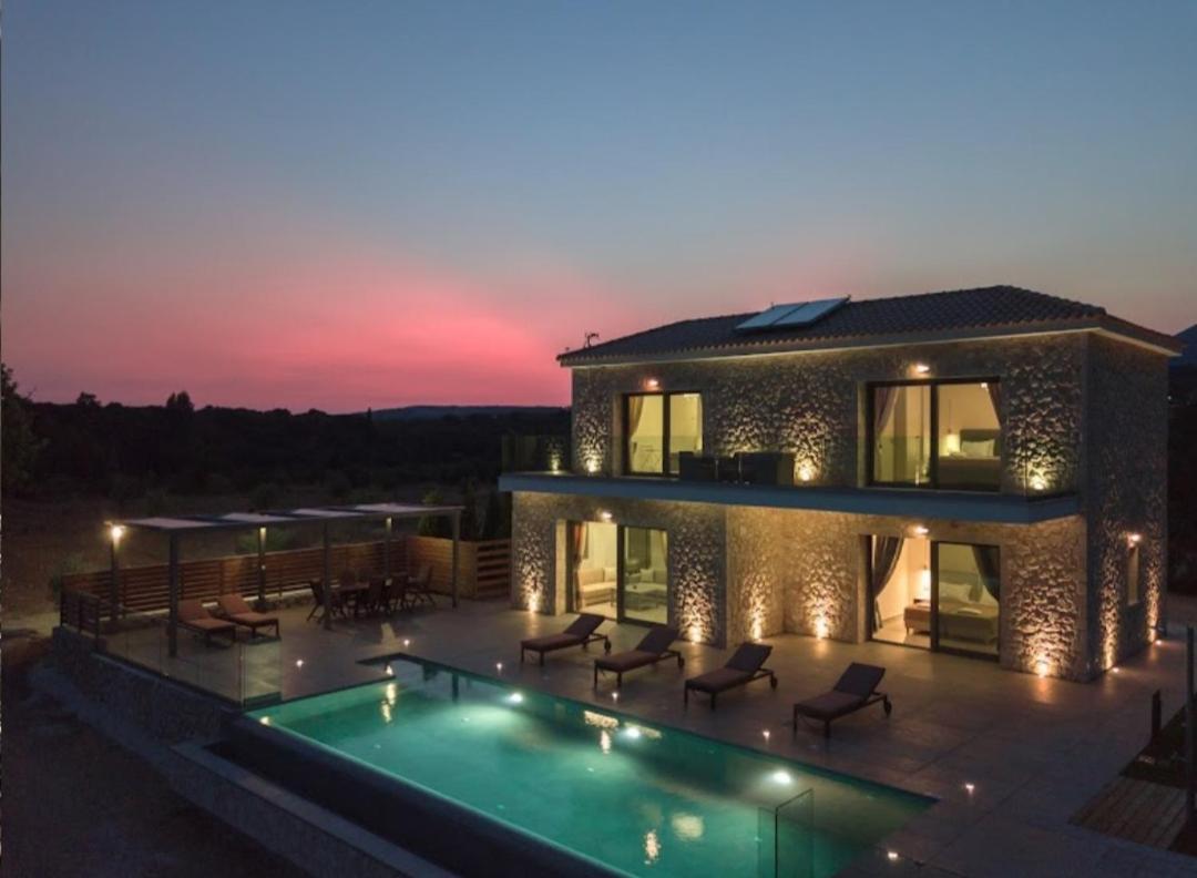 Kefalonia Stone Villas - Villa Petros Kefalonica Τραπεζάκι Εξωτερικό φωτογραφία