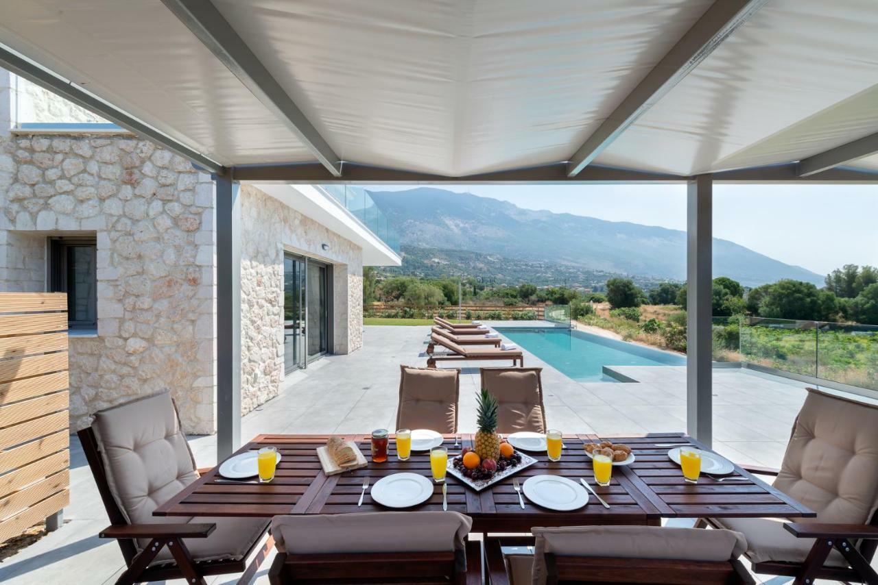 Kefalonia Stone Villas - Villa Petros Kefalonica Τραπεζάκι Εξωτερικό φωτογραφία